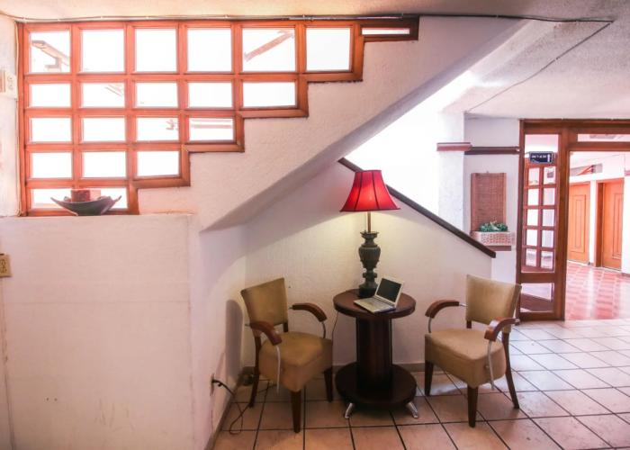 Capital O Hotel Casa Blanca