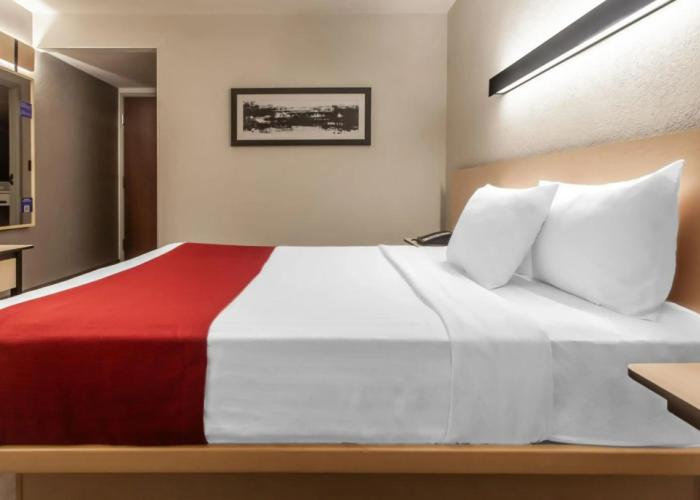 City Express by Marriott Celaya Galerias