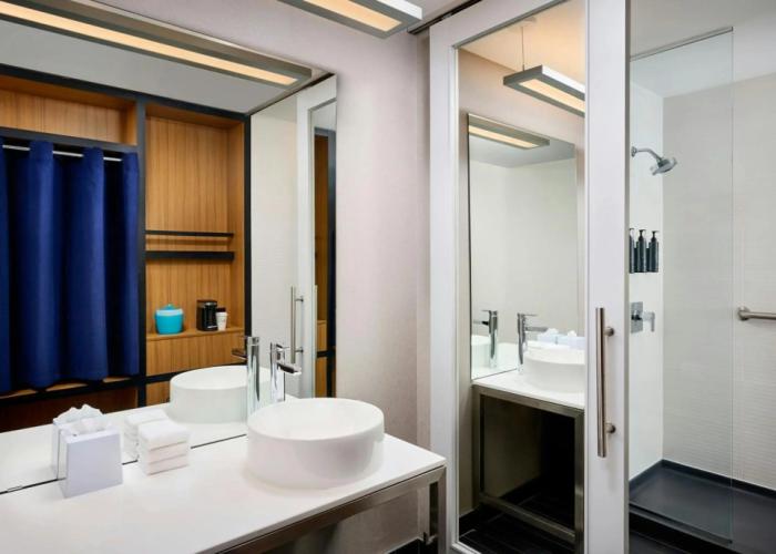 Aloft Vaughan Mills