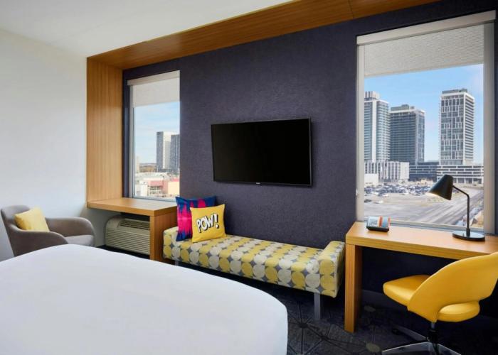 Aloft Vaughan Mills