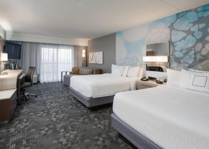 Courtyard by Marriott Toronto Vaughan