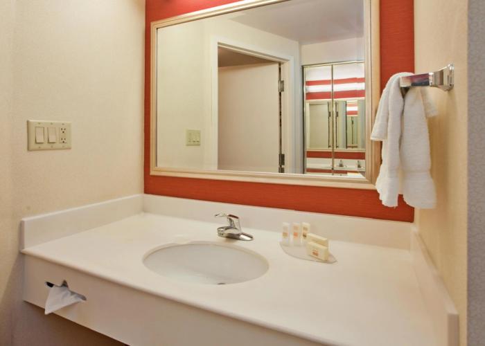Courtyard by Marriott Toronto Vaughan