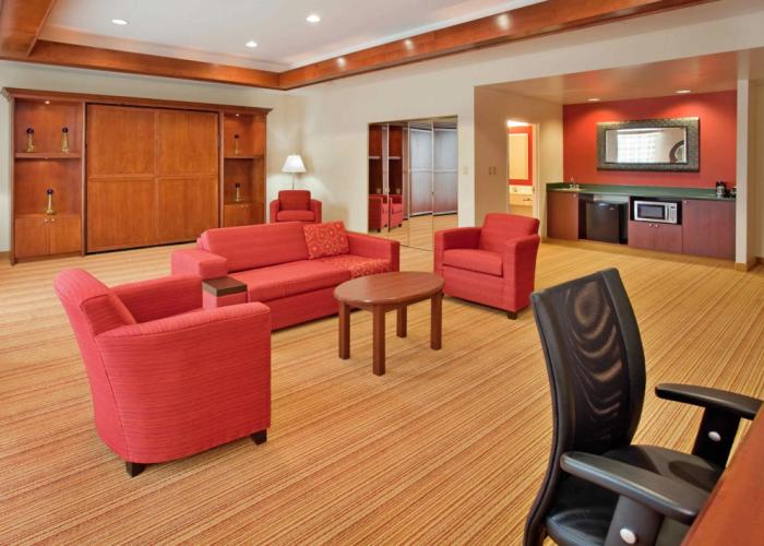 Courtyard by Marriott Toronto Vaughan