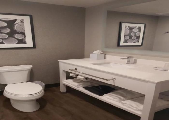 Four Points by Sheraton Vaughan