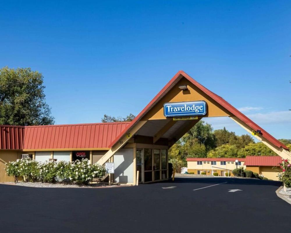 Travelodge by Wyndham Red Bluff South of Redding