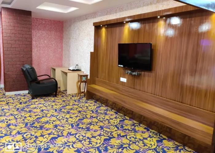 Hotel Vishnu Empire