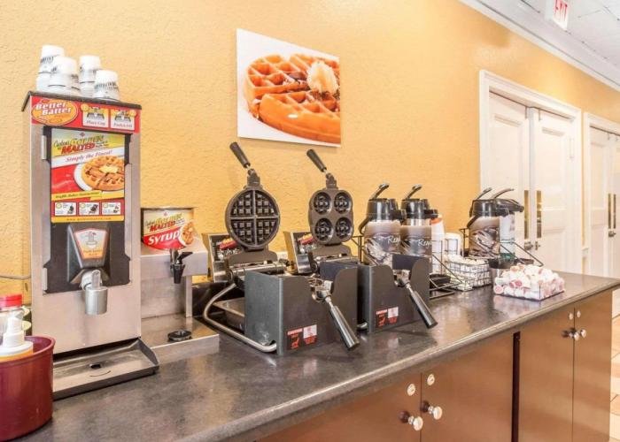 Quality Inn Richmond Hill - Savannah I-95