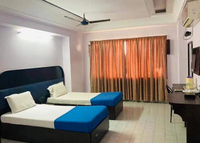 Hotel Rathna Palace