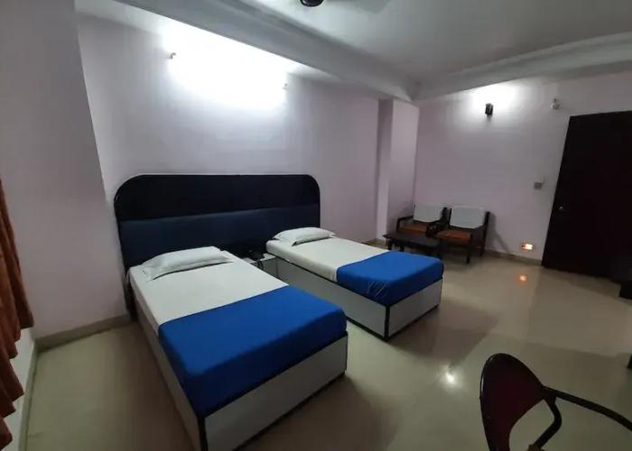 Hotel Rathna Palace