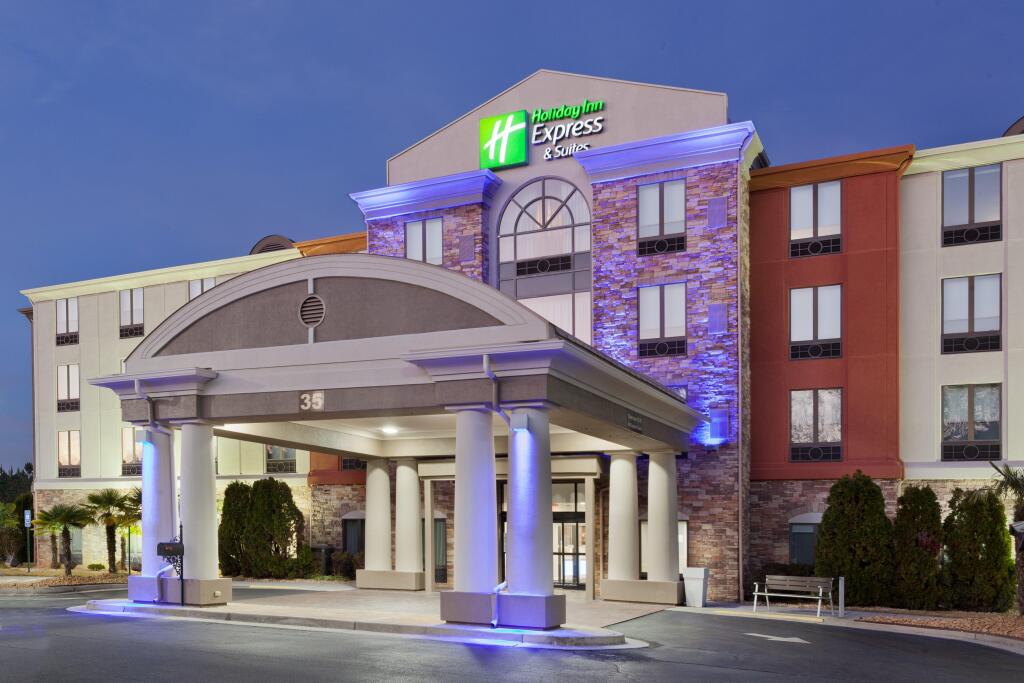 Holiday Inn Express & Suites Rome-East by IHG