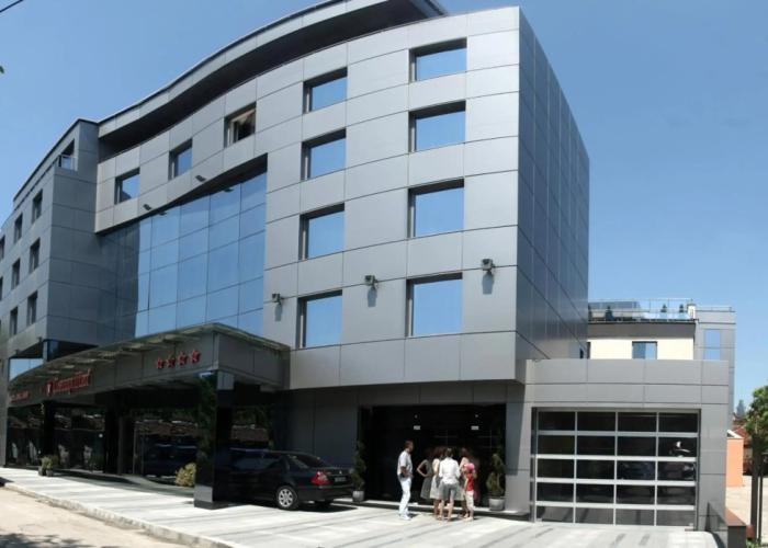 Cosmopolitan Hotel & Wellness