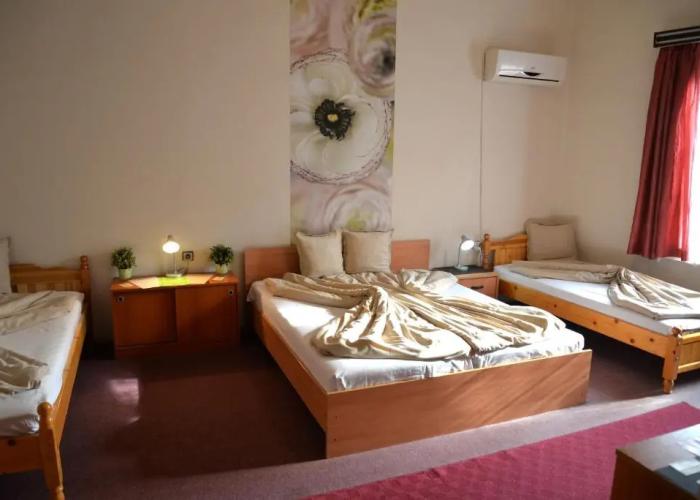 The English Guest House