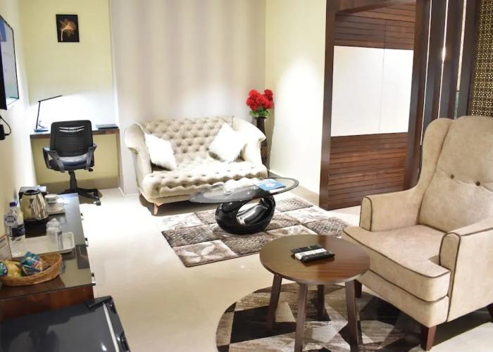 Hotel Radhika Regency