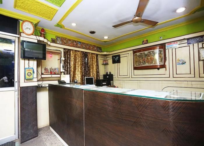 SPOT ON 40303 Hotel Surya
