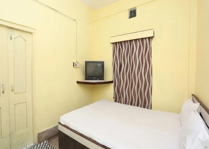 SPOT ON 40303 Hotel Surya