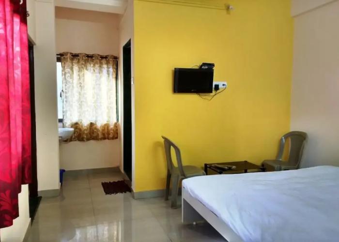 Center Point Residency