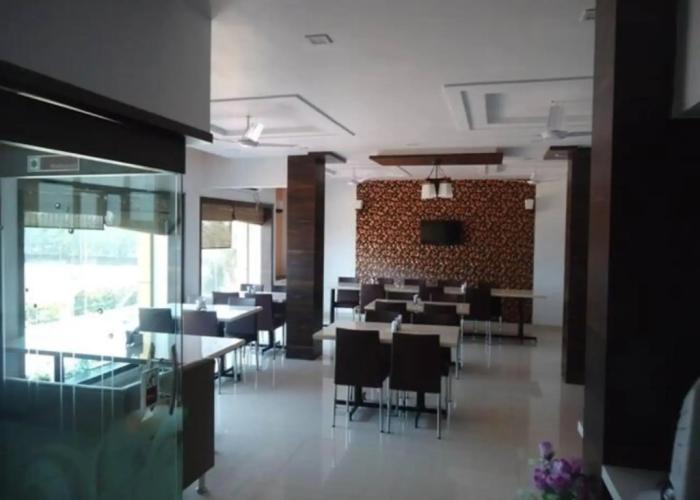 Hotel Anand