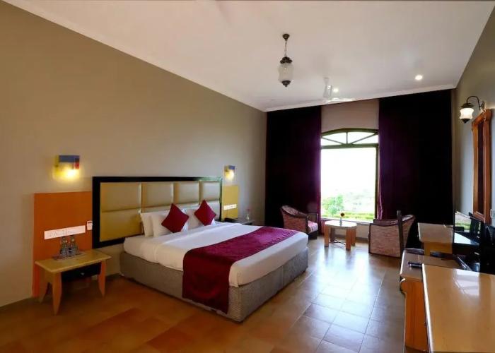Kohinoor Samudra Beach Resort