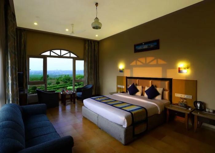 Kohinoor Samudra Beach Resort