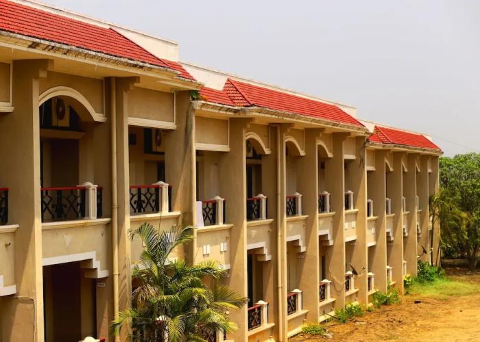 Kohinoor Samudra Beach Resort