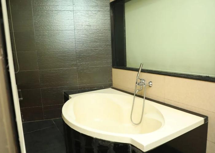 VITS Select Grand Inn, Ratnagiri