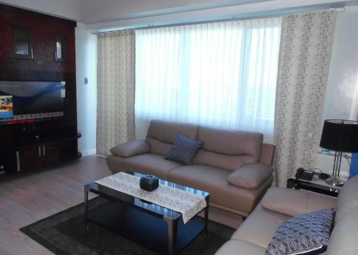 La Mirada Residences