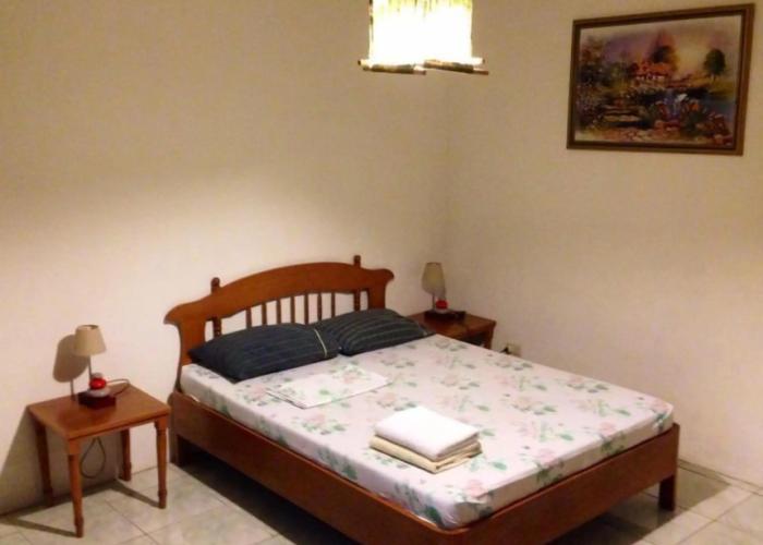 Lapu Lapu Cottages and Restaurant