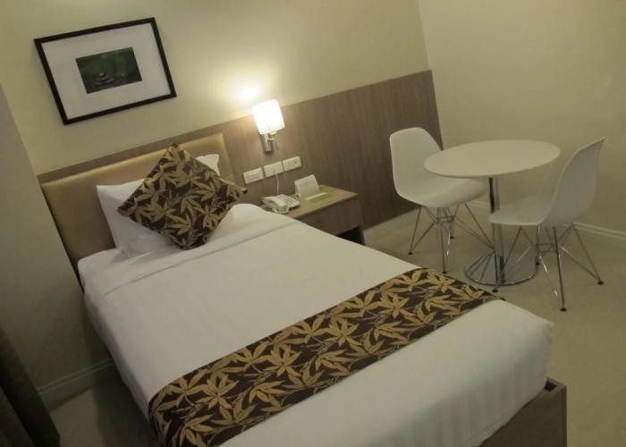 Zerenity Hotel & Suites