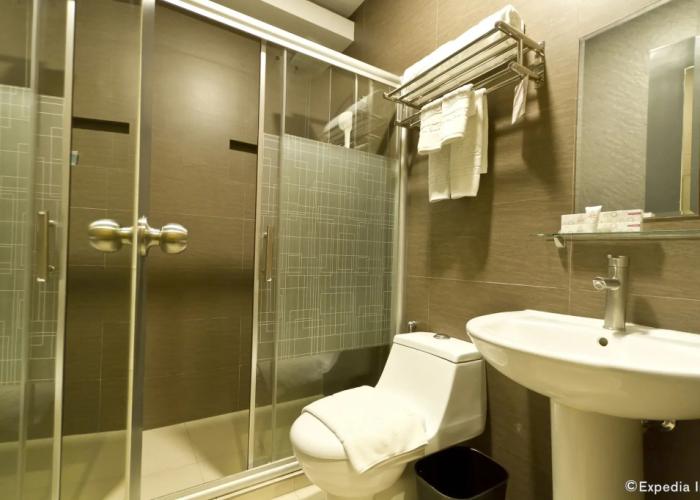 Eloisa Royal Suites