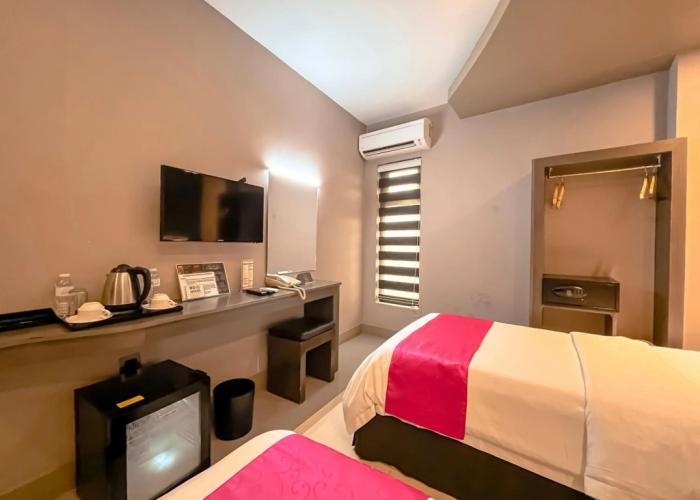 Eloisa Royal Suites