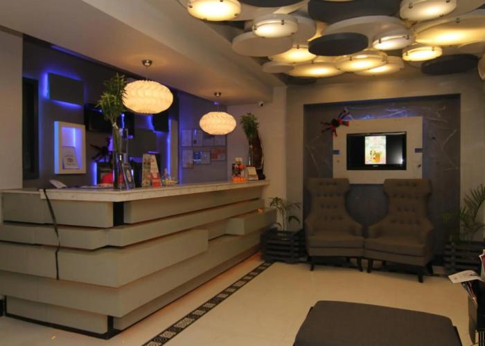 Eloisa Royal Suites