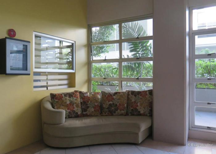 Alicia Tower Residences - Adult Only - Hostel