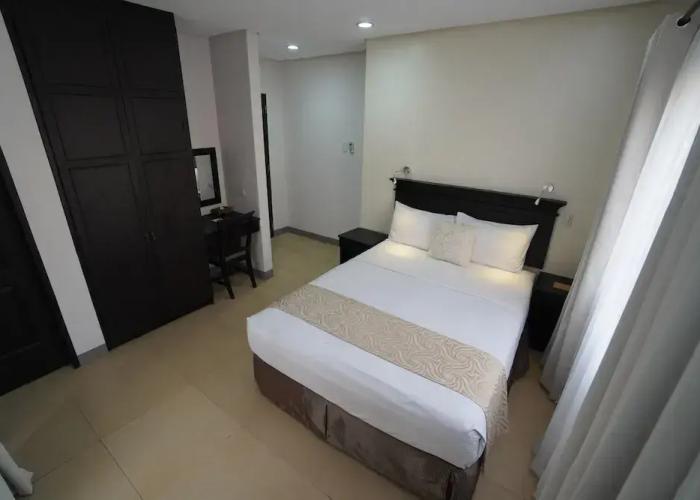 Sta. Barbara Residence Hotel
