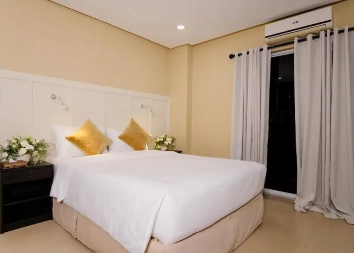 Sta. Barbara Residence Hotel