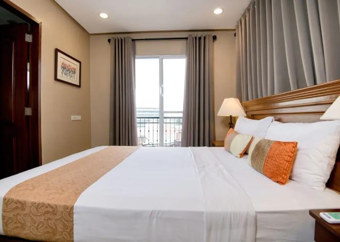 Sta. Barbara Residence Hotel