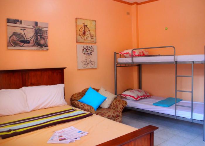 Mactan District Budgetel - Lapu Lapu Cebu - Hostel