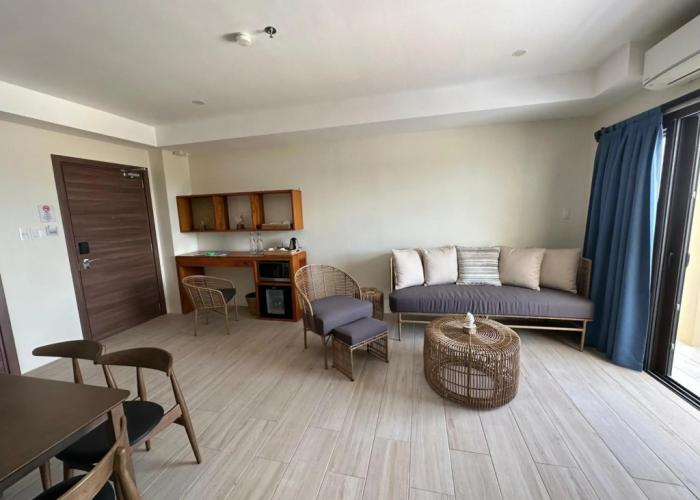 Bluewater Maribago Beach Resort
