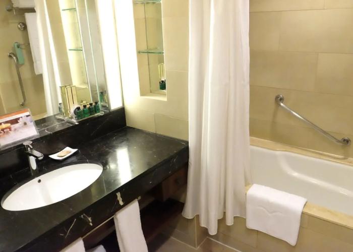 Shangri-La Mactan, Cebu