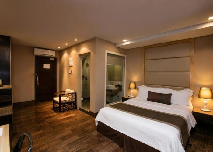 Goldberry Suites & Hotel Mactan