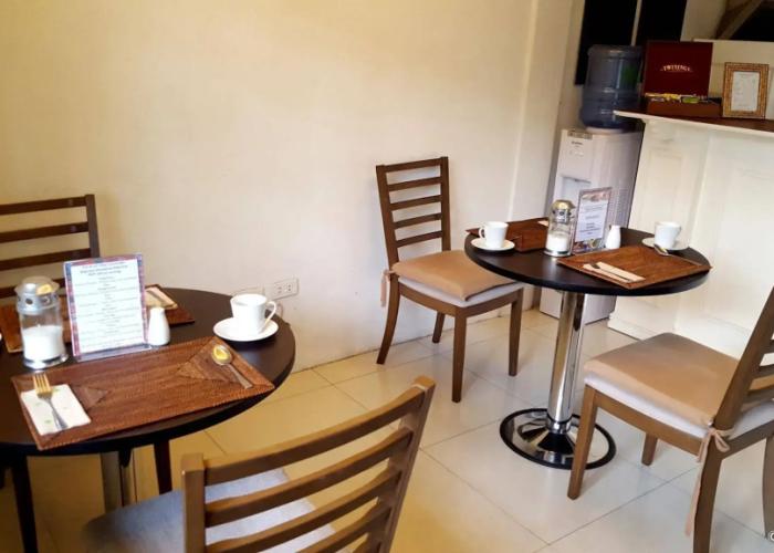 Makati Riverside Inn