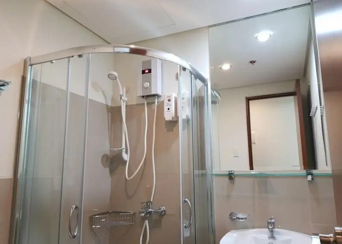 Studio Unit at The Beacon Makati