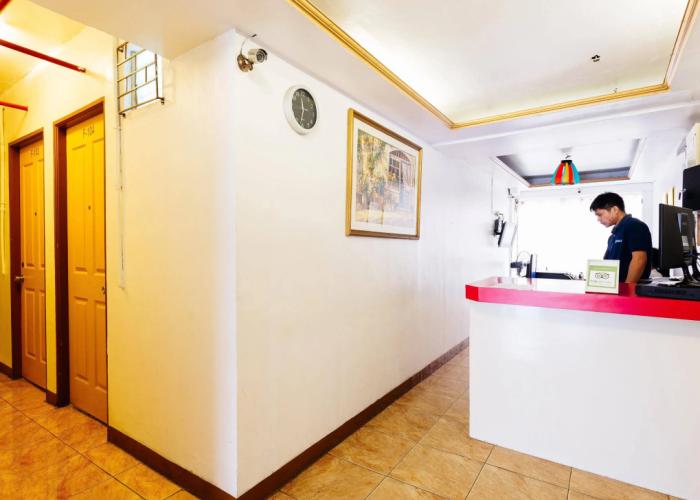 OYO 859 City Stay Inns Pasong Tamo (Vaccinated Staff)