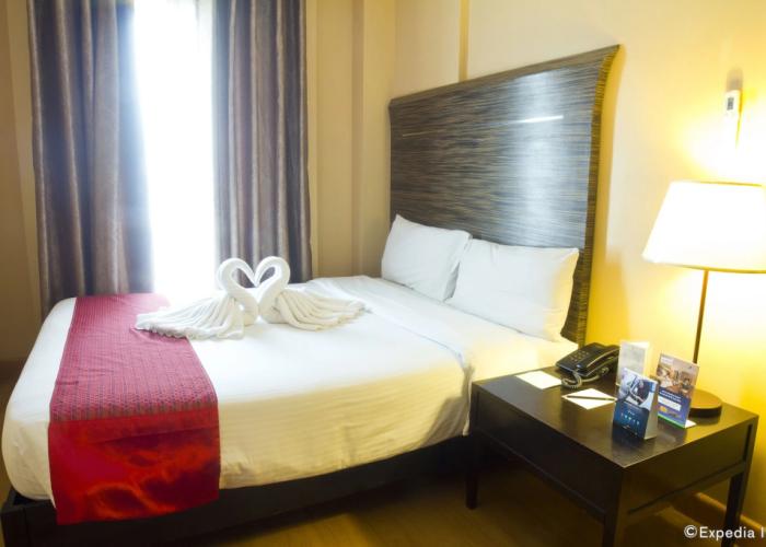 Lancaster Hotel by Central Flats