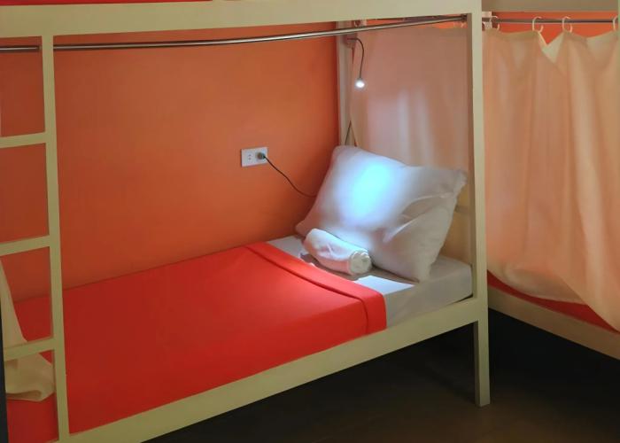 Crossroads Hostel Manila