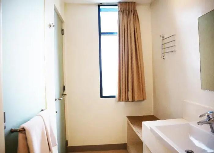 Go Hotels Otis-Manila – Multi-Use Hotel