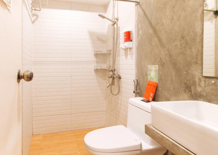 RedDoorz Plus @ Boni Avenue Mandaluyong