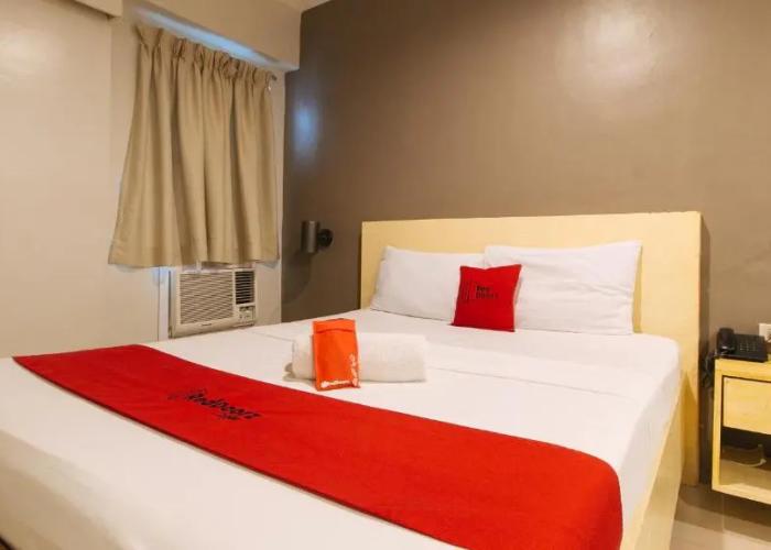 RedDoorz @ Samat Mandaluyong