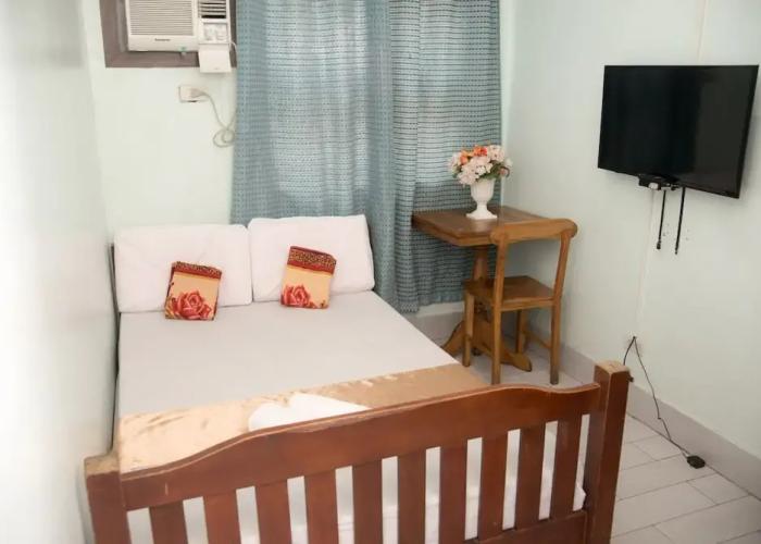 ROOMS498 - Hostel