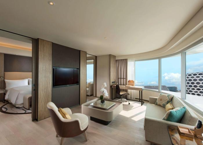 Conrad Manila