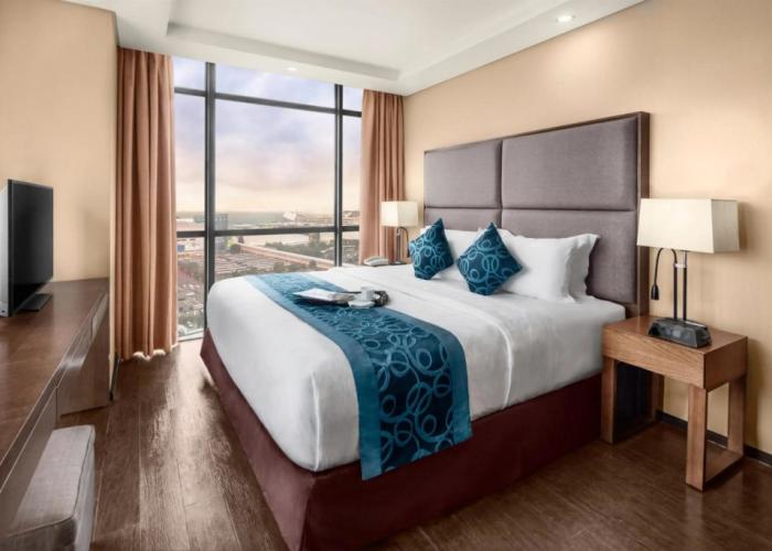 Golden Phoenix Hotel - Manila